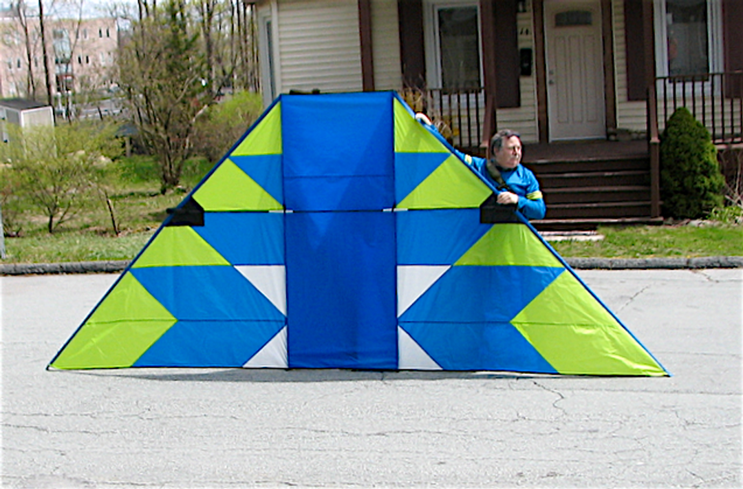 16 Ft. Tunnel Delta - Blue Green