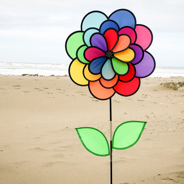 24 PETAL FLOWER WITH LEAVES - Picture Pretty Kites24 PETAL FLOWER WITH LEAVESGarden Art, windsocks, and wind spinners;Brands/In The BreezeITB2797Picture Pretty KitesITB279776237902797124 PETAL FLOWER WITH LEAVES