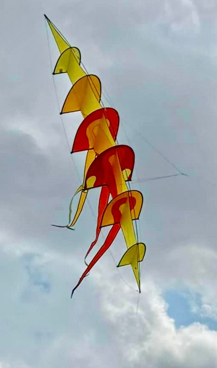 Bow Kite "Sunrise" - Picture Pretty KitesBow Kite "Sunrise"Single Line Kites;Single Line Kites/Specialty Kites;Brands/HQ KitesHQ106387Picture Pretty KitesHQ10638708324577Bow Kite "Sunrise"