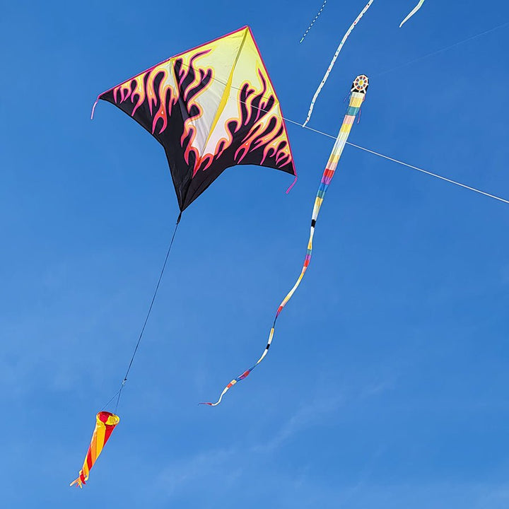 Gyro Delta Kite - Flames - Picture Pretty KitesGyro Delta Kite - FlamesSingle Line Kites;Single Line Kites/Delta Kites;Brands/Premier KitesPR33075 / B19Picture Pretty KitesPR33075 / B1917817569Gyro Delta Kite - Flames