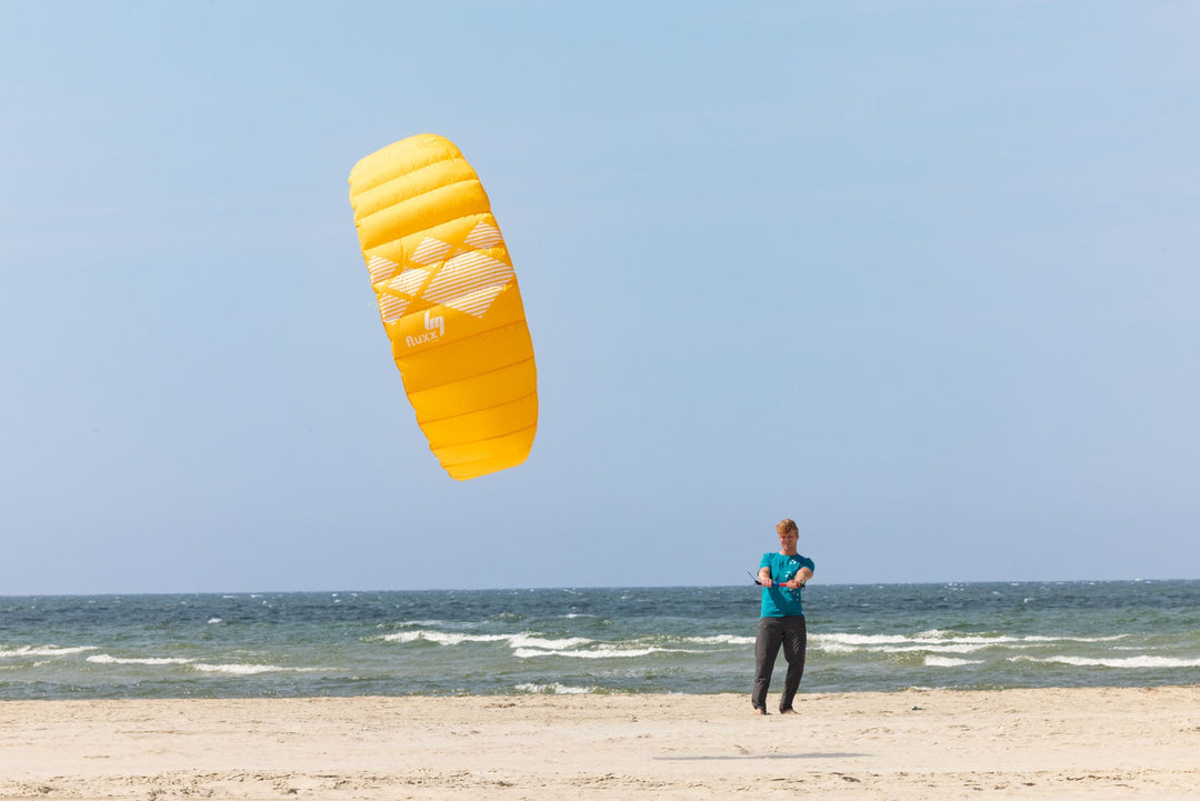 HQ4 FLUXX 3.0 R2F - Picture Pretty KitesHQ4 FLUXX 3.0 R2FPower Kites;Power Kites/Foil Kites;Brands/HQ Kiteshq118027Picture Pretty Kiteshq11802786241505HQ4 FLUXX 3.0 R2F