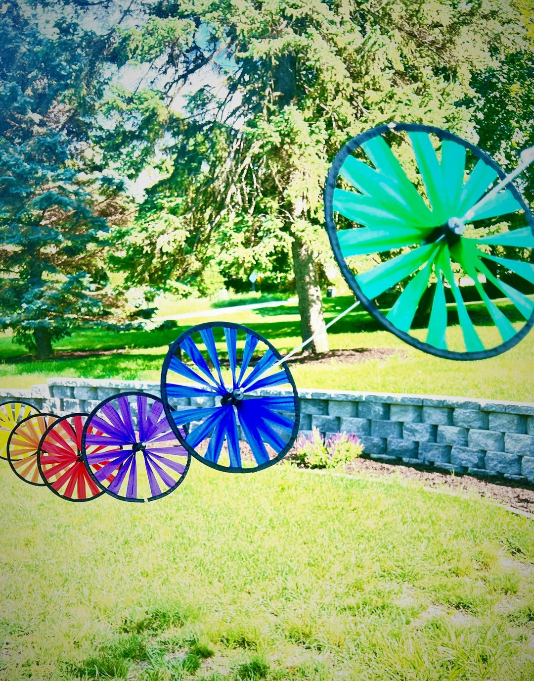 Magic String - Picture Pretty KitesMagic StringGarden Art, windsocks, and wind spinners;Garden Art, windsocks, and wind spinners/Wind Spinners;Brands/HQHQ100881Picture Pretty KitesHQ10088151537633Magic String